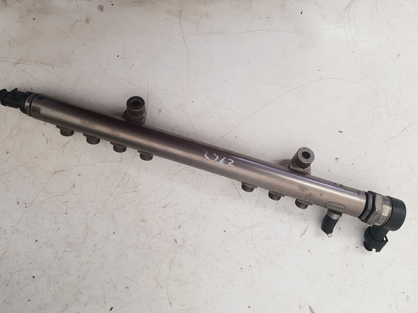 2008 - 2013 Volvo XC60 I 156 Estate Injection Rail 0445215025