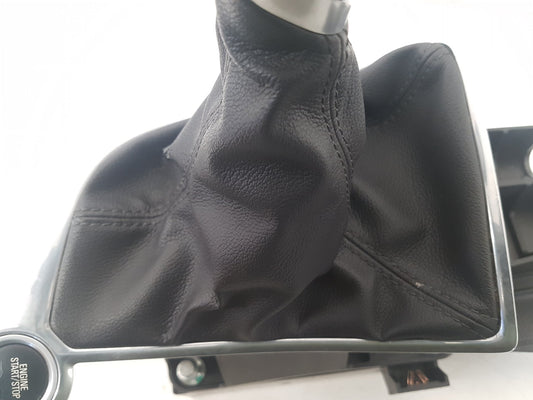 2010 - 2012 Saab 9-5  Saloon GEAR STICK 55563829