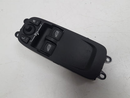 2006 - 2009 Volvo C30  Hatchback Right Front Window Switch 8663815