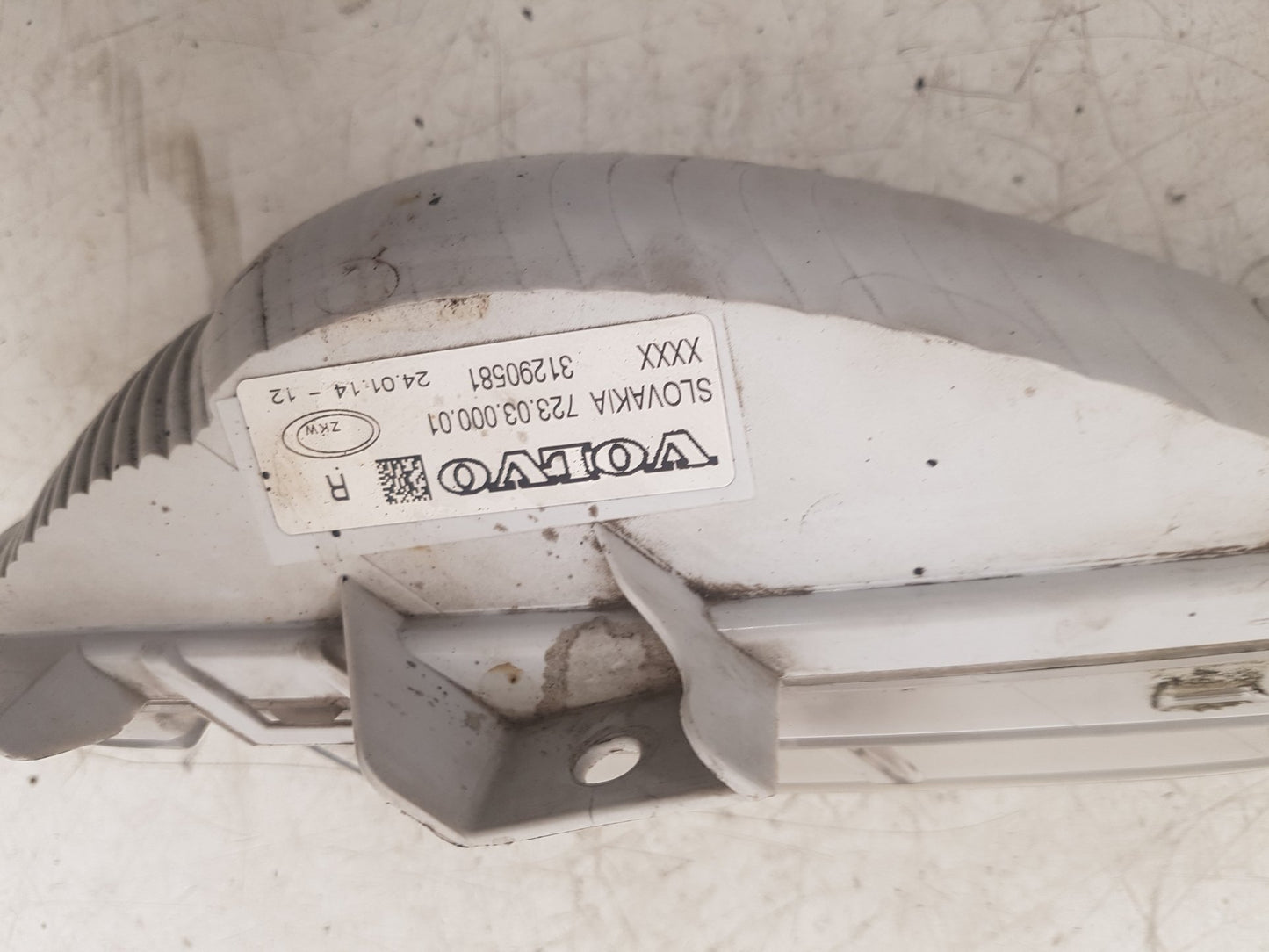 2012 - 2016 Volvo V40  Hatchback DAYTIME RUNNING LIGHT (DRIVERS SIDE) 31290581