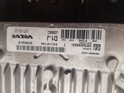 2006 - 2012 Volvo C30  Hatchback Engine ECU 31211071AA