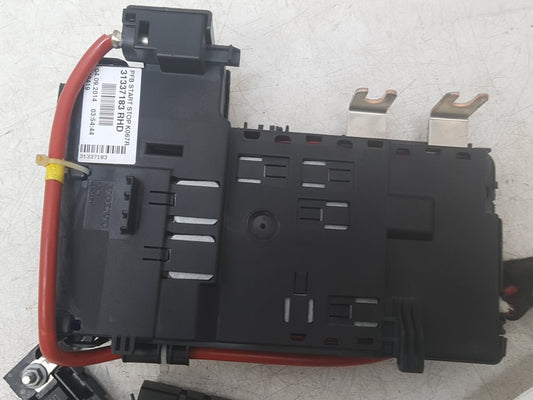 2015 Volvo S60  Saloon RELAYS 31337183