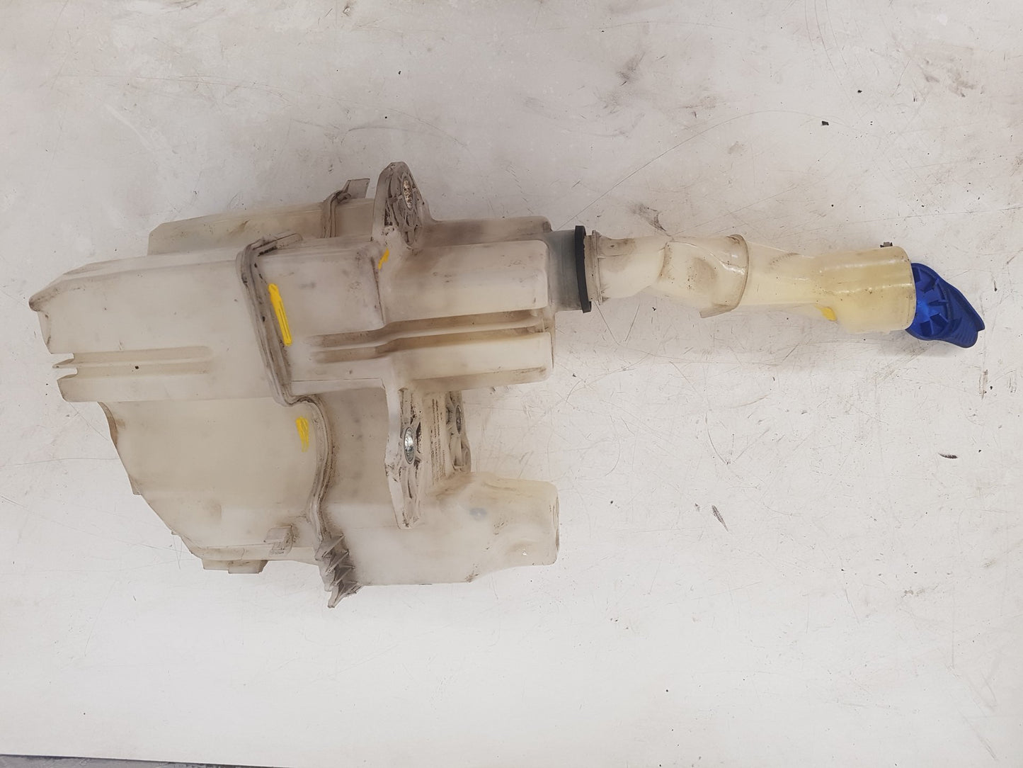 2001 - 2010 Volvo S60  Saloon Washer Bottle 9484282