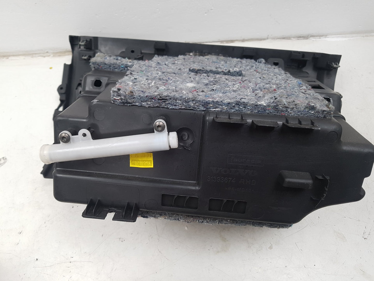 2013 - 2015 Volvo V60  Estate Glove Box 39826885