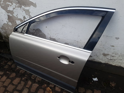 2010 Volvo XC70  Estate DOOR - BARE (FRONT PASSENGER SIDE)