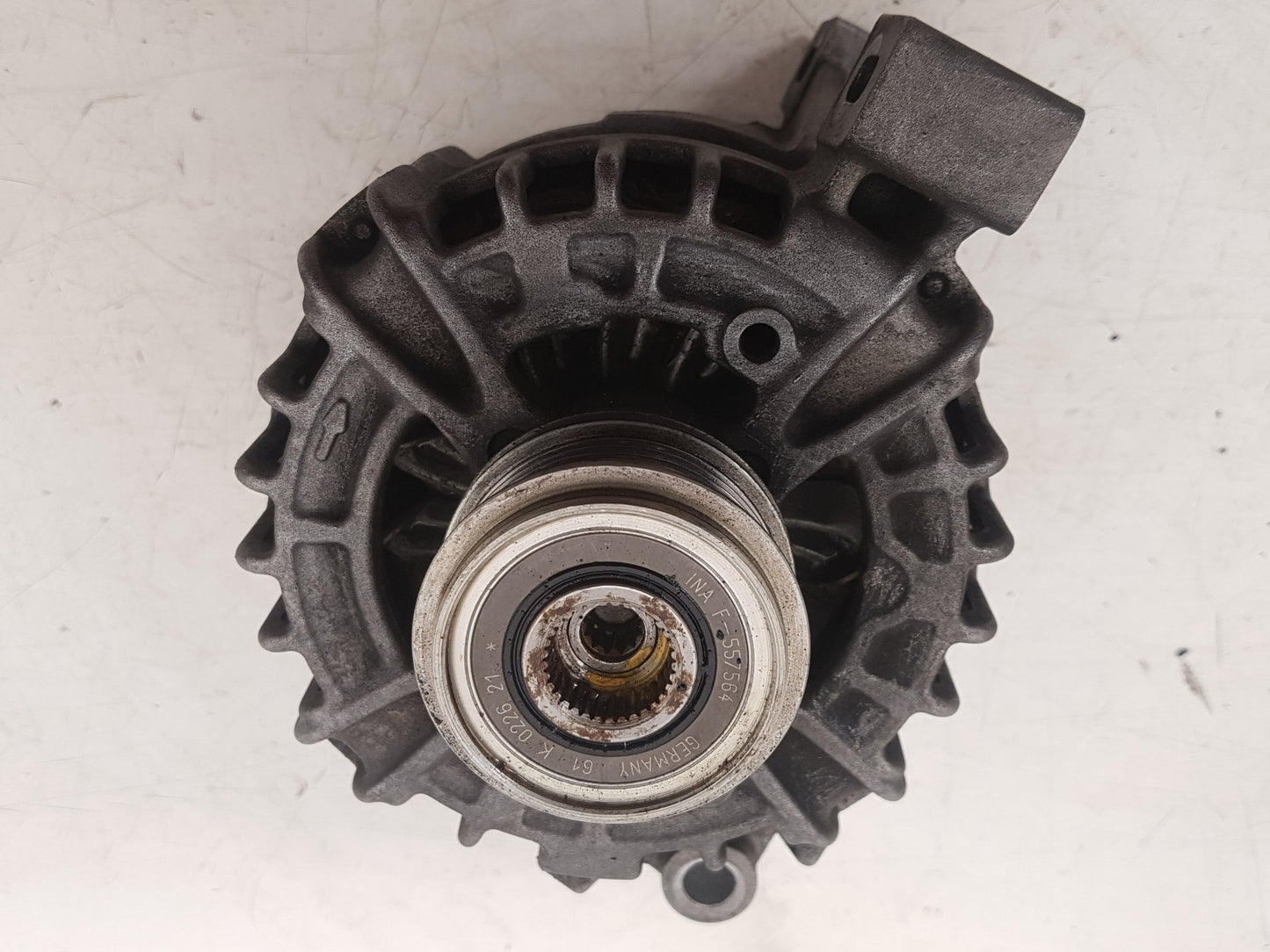 2012 - 2015 Volvo V40  Hatchback Alternator 31288880