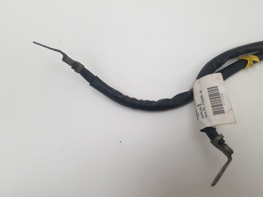 2014 Volvo V40  Hatchback BATTERY LEAD (GROUND) 31327030
