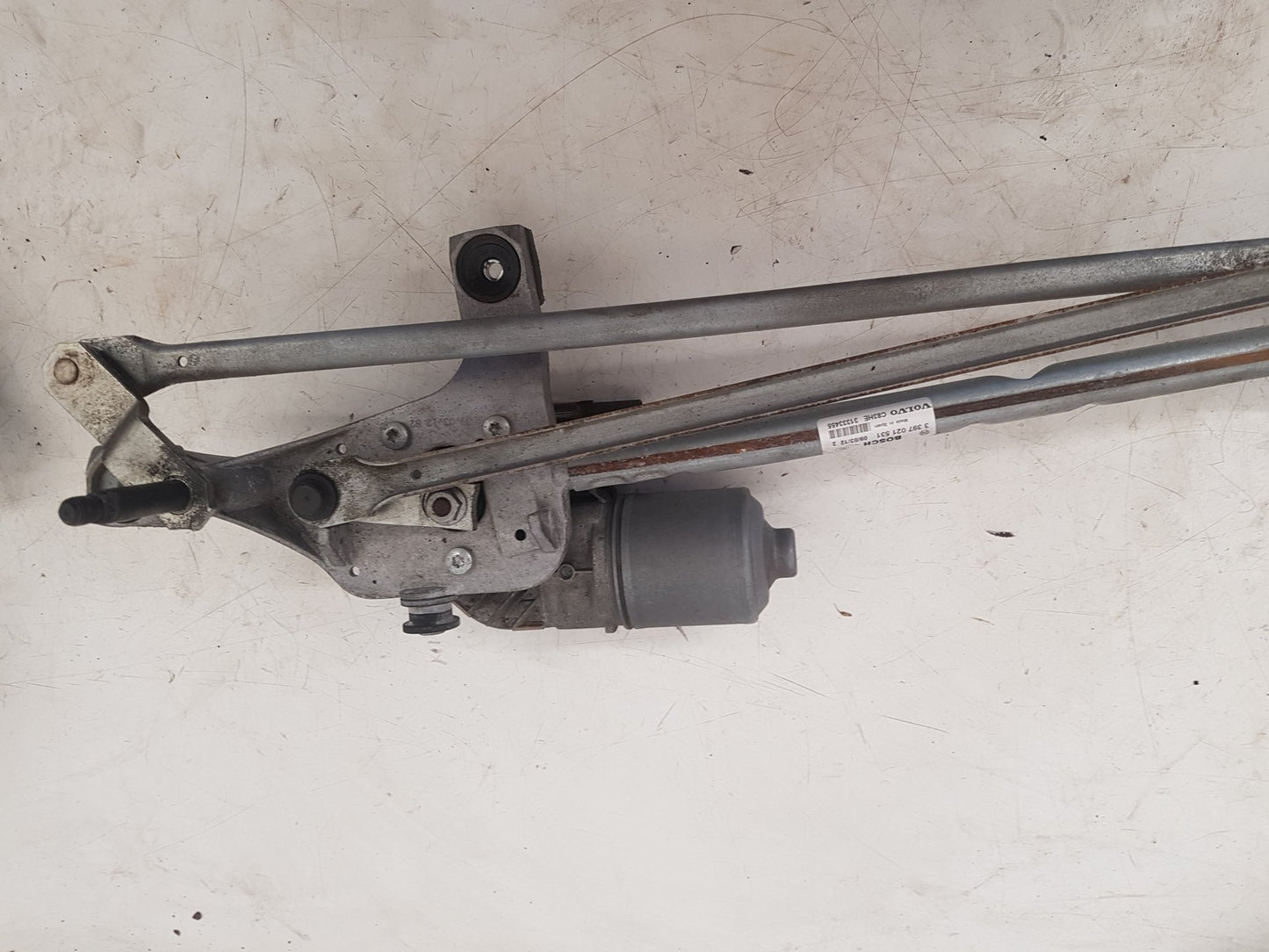 2008 - 2013 Volvo XC60 I 156 Estate WIPER MOTOR (FRONT) & LINKAGE 31333455
