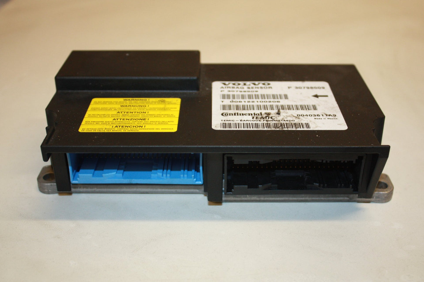 2006 - 2010 Volvo S80  Saloon Airbag Module 30798509