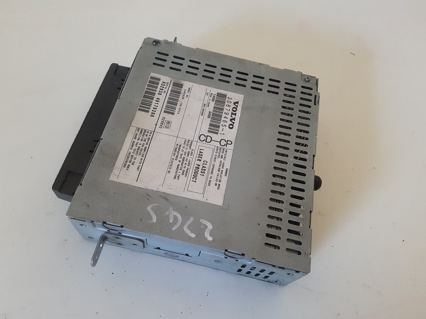 2004 Volvo XC90  Estate CD Player 30679465