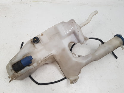 2000 - 2004 Volvo V40  Estate WASHER BOTTLE & MOTOR 30621343