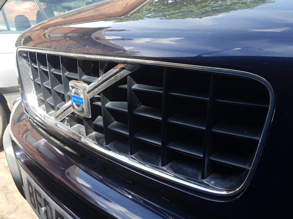 2002 - 2006 Volvo XC90  Estate FRONT GRILL