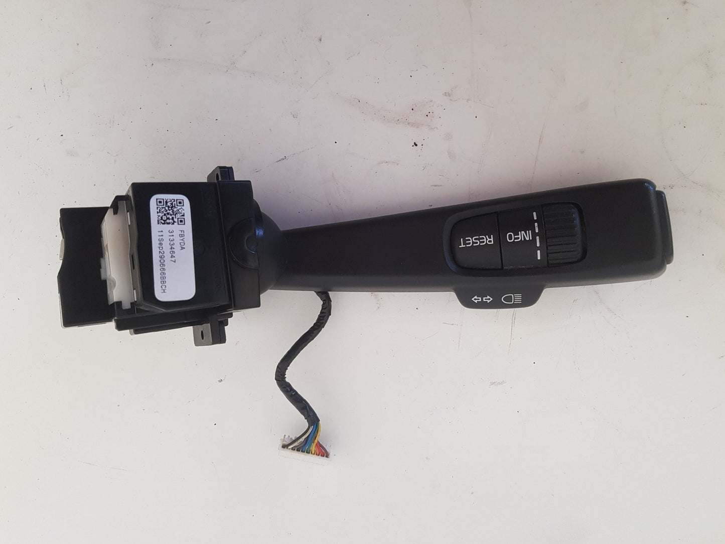 2010 - 2014 Volvo XC60  Estate Indicator Stalk 31334647