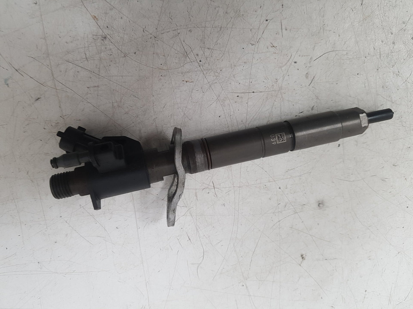 2010 - 2016 Volvo S80  Saloon Fuel Injector 31303238