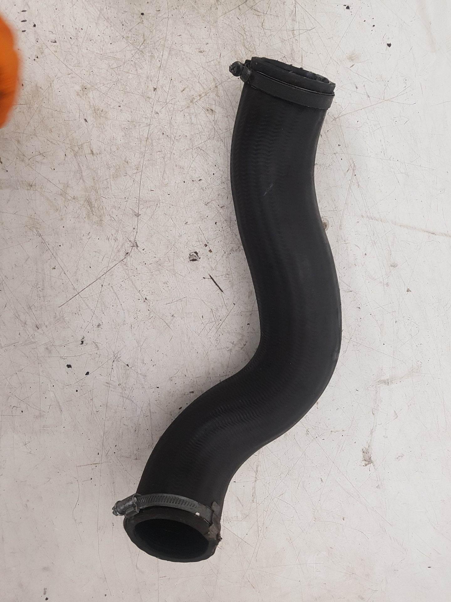 2011 - 2014 Volvo XC90  Estate Intercooler Pipe 31261367