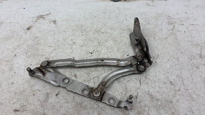 2004 - 2012 Volvo S40  Saloon BOOTLID HINGE (PASSENGER SIDE) 30718248
