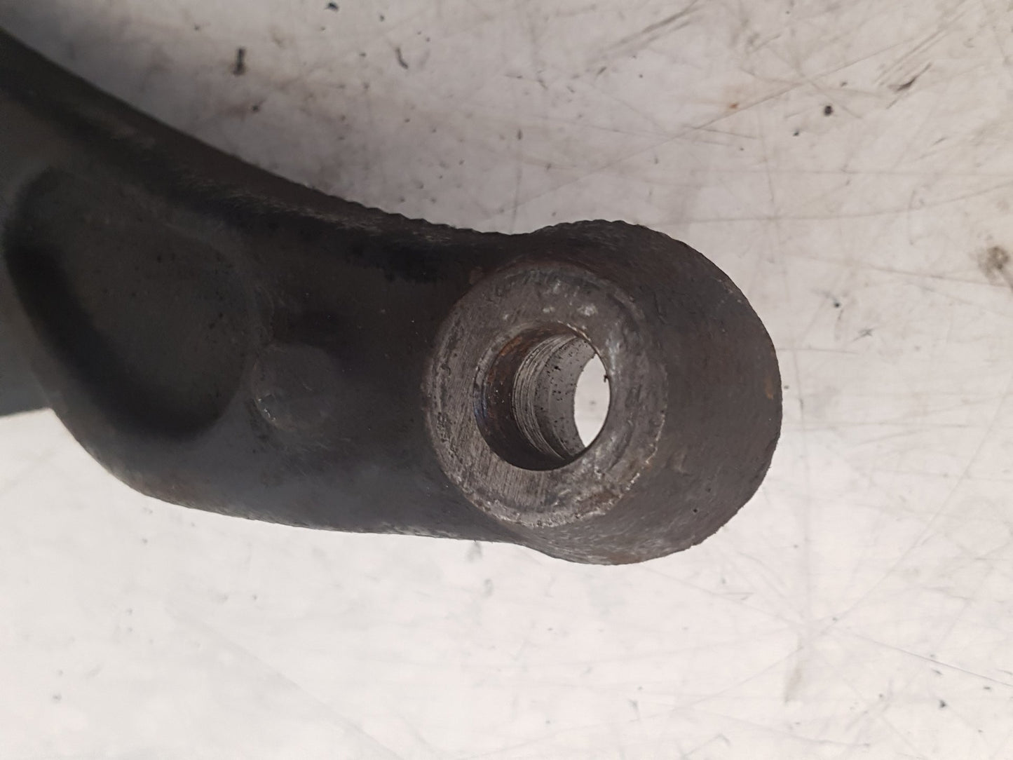 2005 - 2012  Xc90 D5 Se Awd E4 5 Dohc  Estate Left Front Lower Control Arm