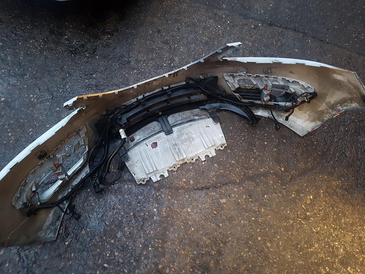 2010 - 2012 Saab 9-5  Saloon Front Bumper 12776811