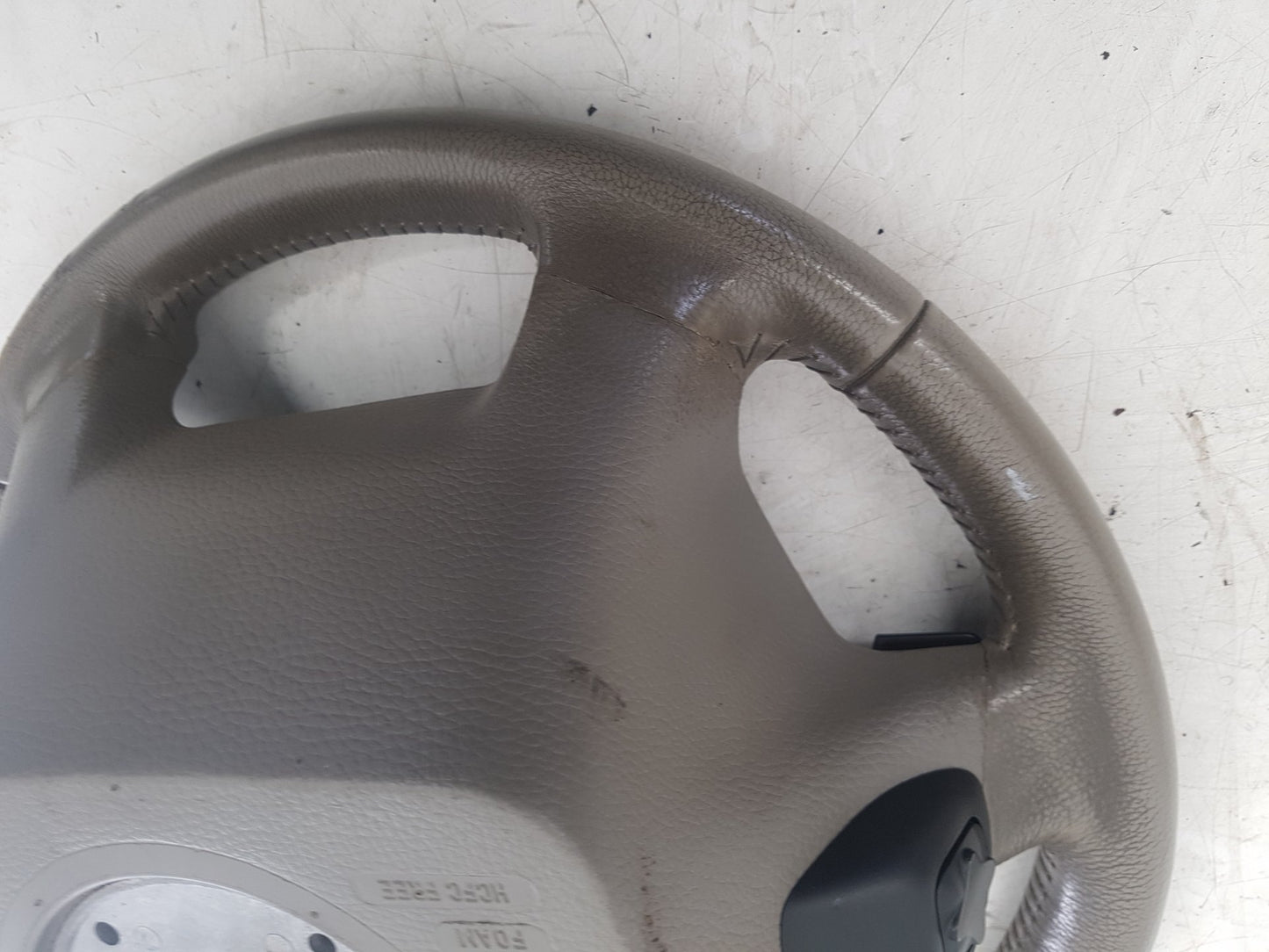 2002 - 2006 Volvo XC90  Estate Steering Wheel 8666891
