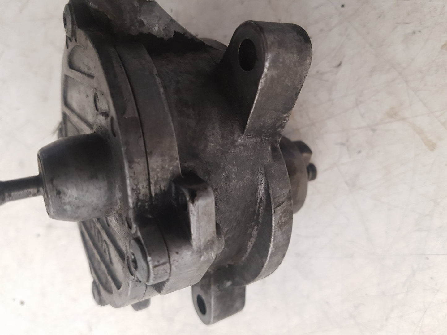 2005 - 2012  Xc90 D5 Se Awd E4 5 Dohc  Estate Vacuum/Air Pump 31375106