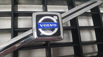 2003 - 2010 Volvo XC90  Estate FRONT GRILL 8620641