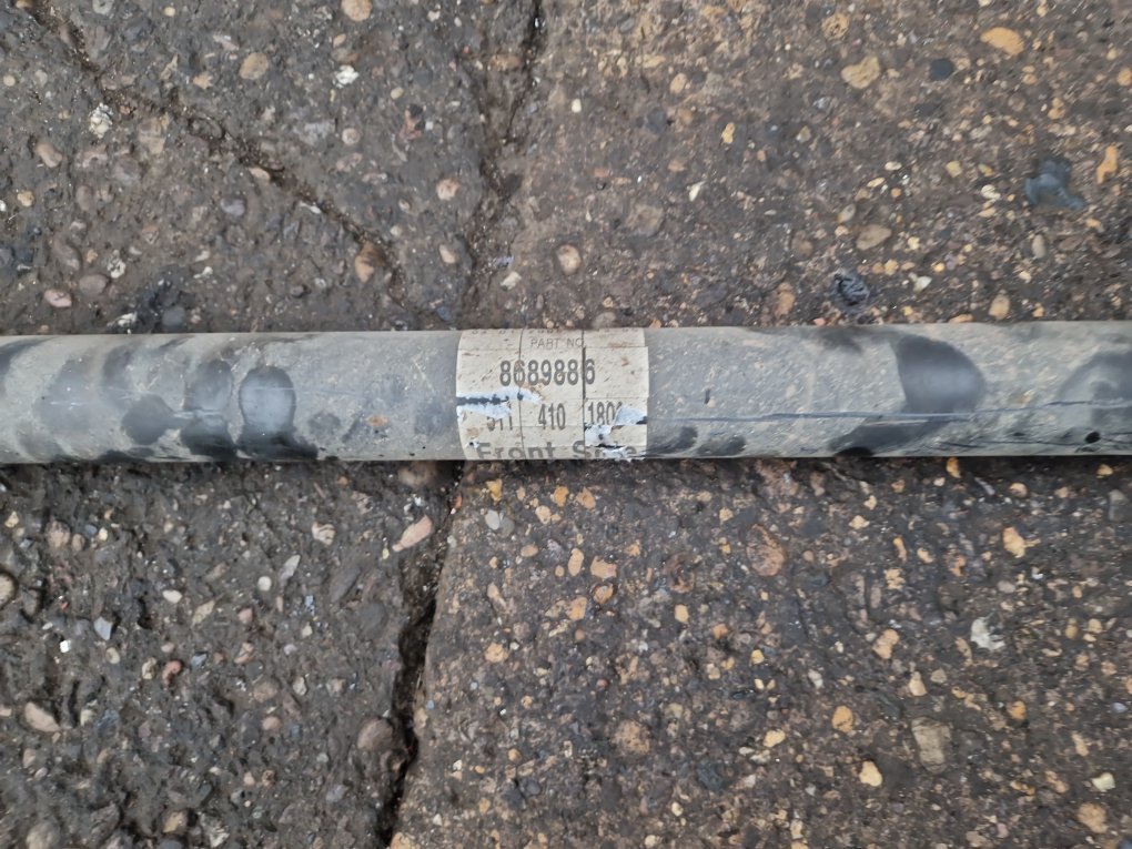 2002 - 2006 Volvo XC90  Estate Driveshaft/Mid Shaft 8689886