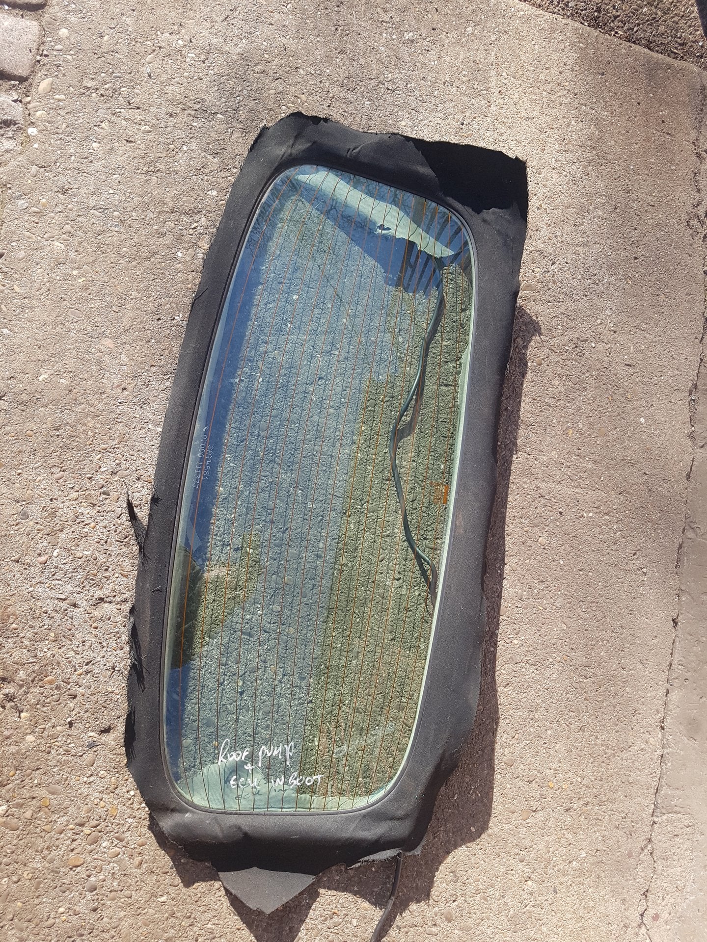 2003 - 2011 Saab 9-3  Convertible WINDSCREEN (REAR) 43R-001057