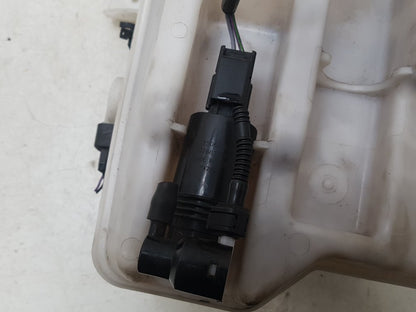 2012 - 2017 Volvo V40  Hatchback WASHER BOTTLE & MOTOR 31276094