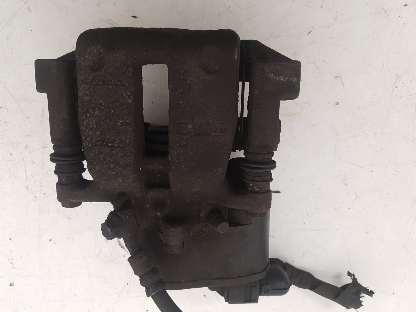 2008 - 2013 Volvo XC60 I 156 Estate Left Rear Caliper 32332594