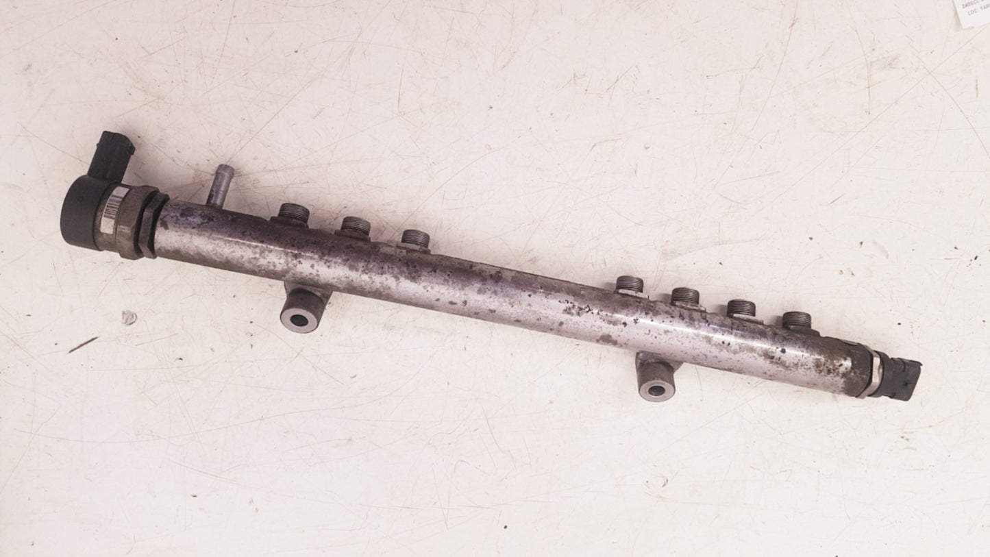 2008 - 2013 Volvo XC60 I 156 Estate Injection Rail 0445215025