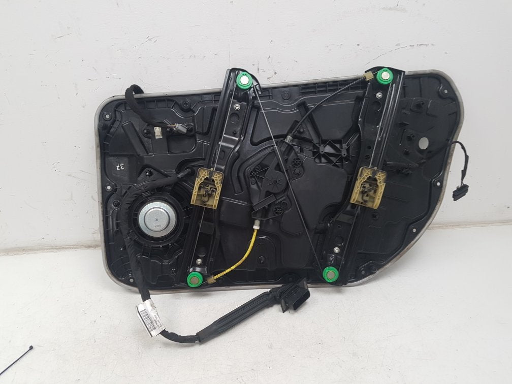 2014 Volvo V40  Hatchback WINDOW REGULATOR/MECH ELECTRIC  (FRONT PASSENGER SIDE) 31276215