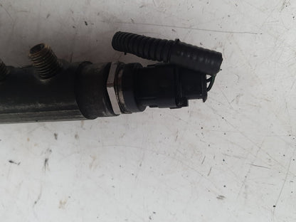 2004 - 2007 Volvo XC70  Estate Injection Rail 0445215023