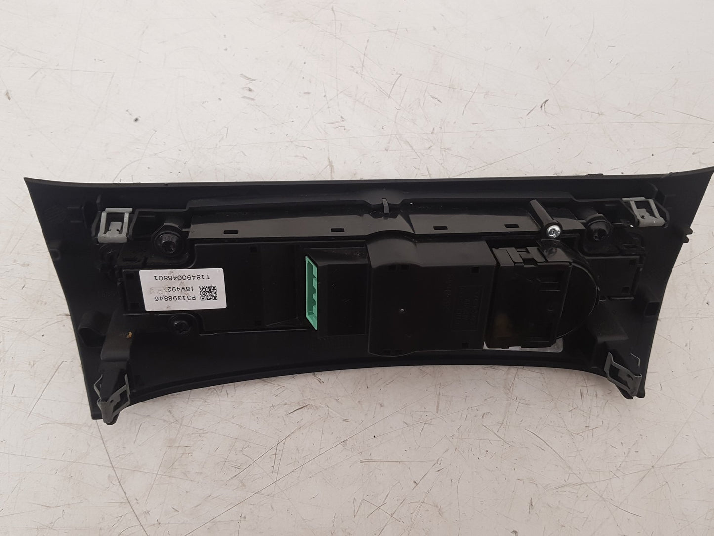 2017 - 2026 Volvo V60 II 225 Estate MEDIA CONTROL MODULE 31467493