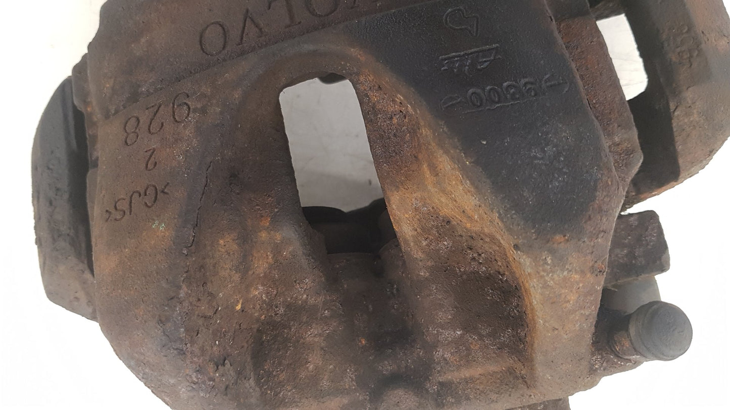 2004 - 2007 Volvo XC70  Estate Right Front Caliper