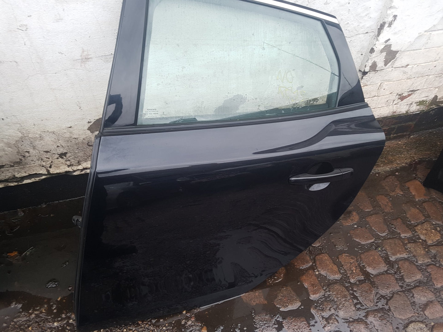 2012 - 2016 Volvo V40  Hatchback DOOR - BARE (REAR PASSENGER SIDE) 32321999
