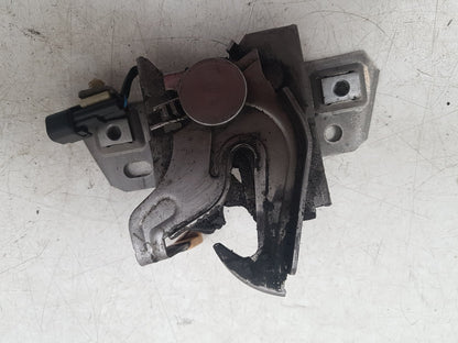 2007 Volvo C70  Convertible BONNET LOCKING MECHANISM 30716530