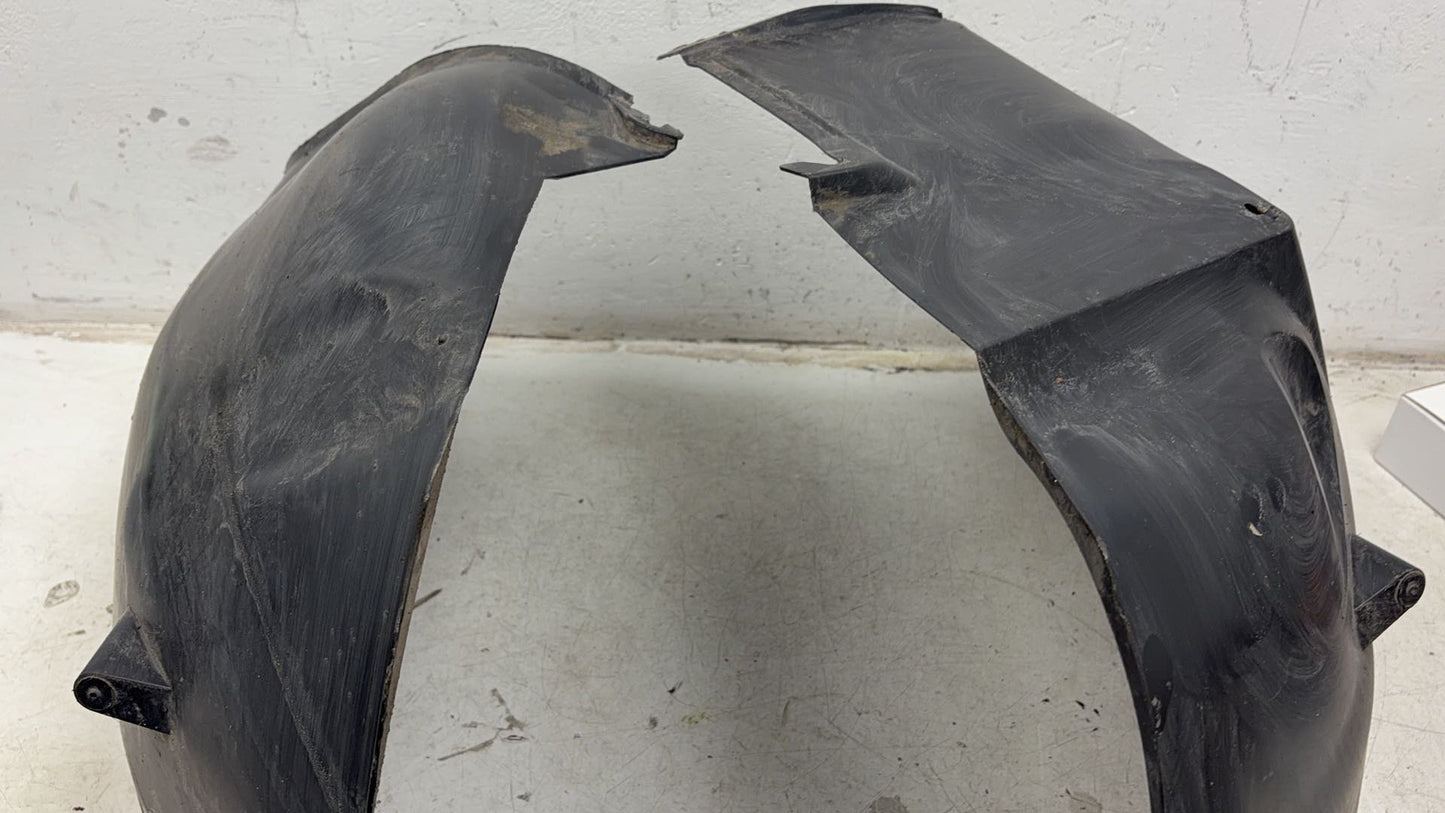 2007 - 2014 Volvo XC90  Estate WHEEL ARCH LINER (DRIVERS SIDE FRONT) 30763615