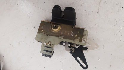 2000 - 2007 Volvo V70 II 285 Estate Tailgate Lock Mechanism 99906518