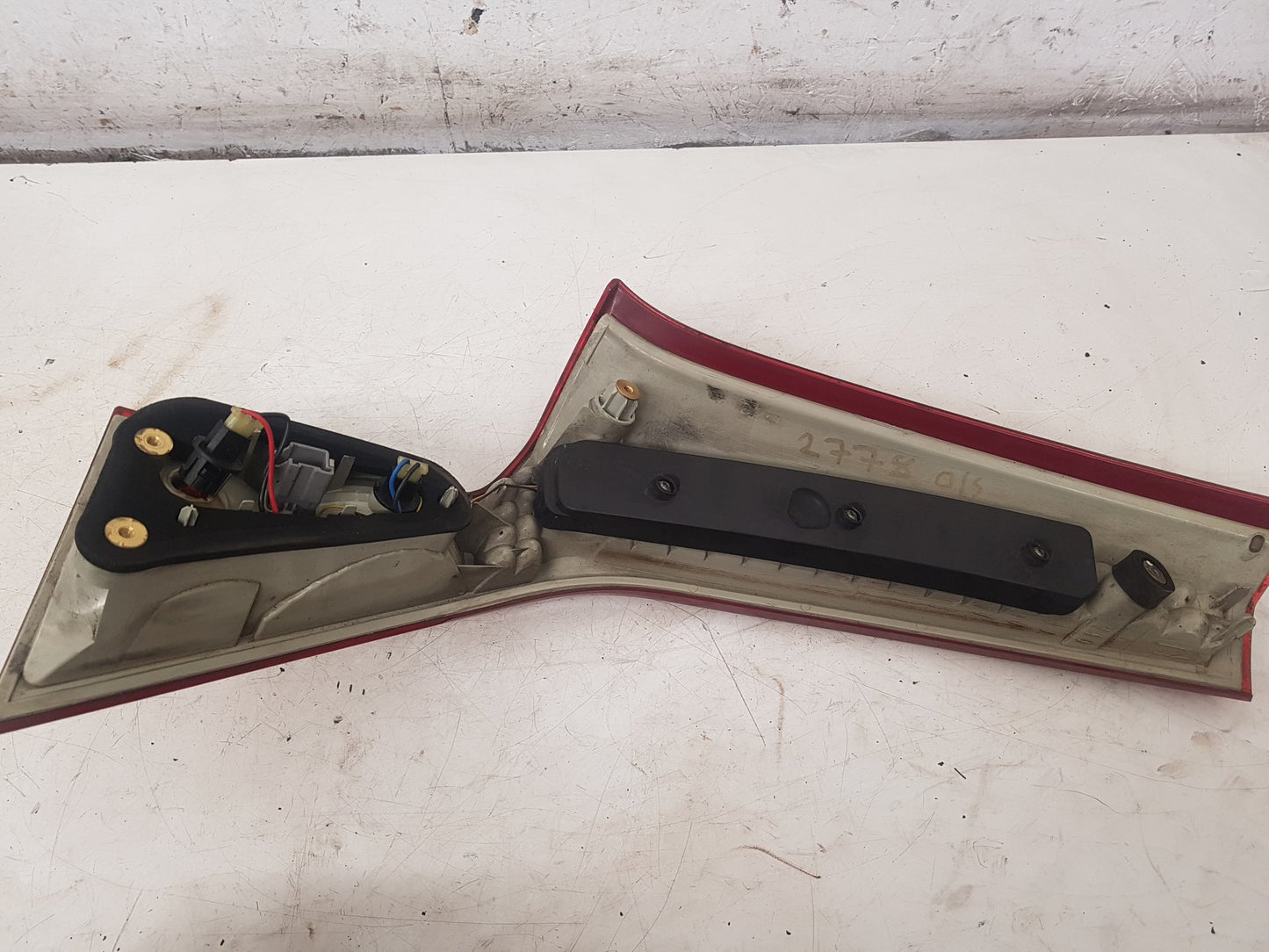 2008 - 2012 Volvo V70  Estate Right Taillight 31395069