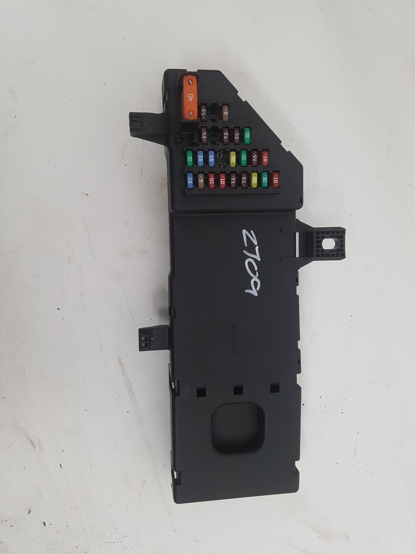 2005 - 2015 Saab 9-3  Estate Engine Fuse Box 460023260