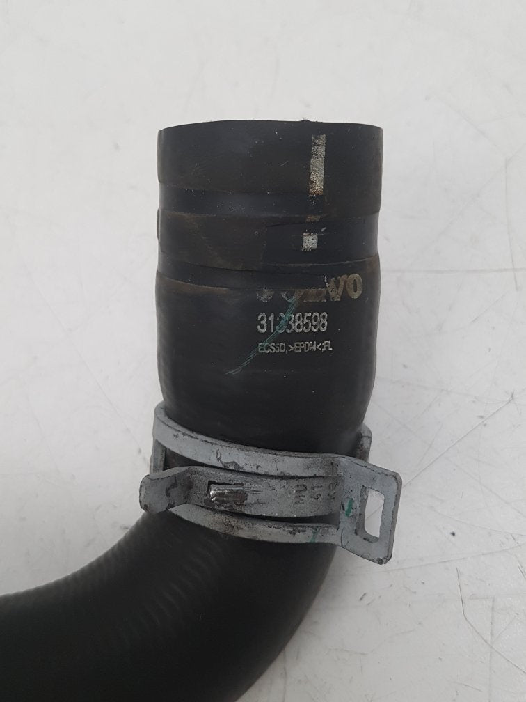 2015 - 2019 Volvo V40 Cross Country  Hatchback TOP RADIATOR HOSE 31338598