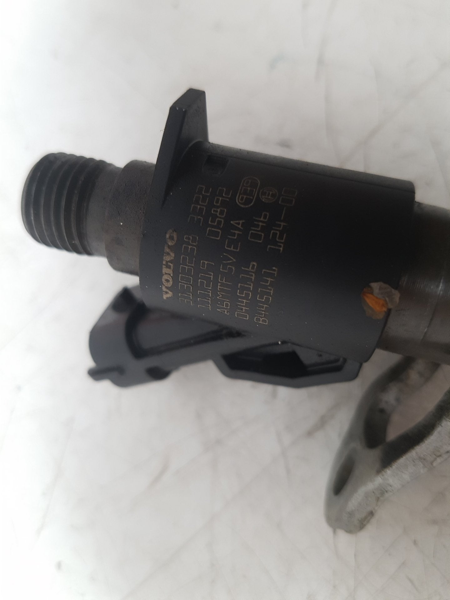 2010 - 2016 Volvo S80  Saloon Fuel Injector 31303238
