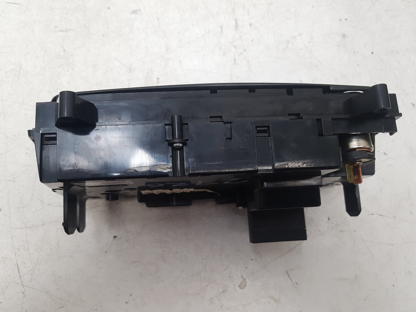 2004 - 2007 Volvo XC70  Estate Heater Controls 30746022