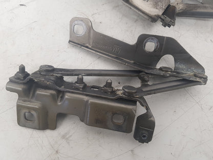 2010 - 2012 Saab 9-5  Saloon Bonnet Hinge/Strut LH