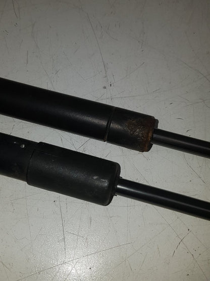 2012 - 2016 Volvo V40  Hatchback BOOT STRUTS/RAMS - PAIR 31217910