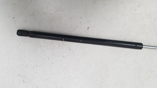 2000 - 2004 Volvo V40  Estate BONNET STRUT/RAM 30819865