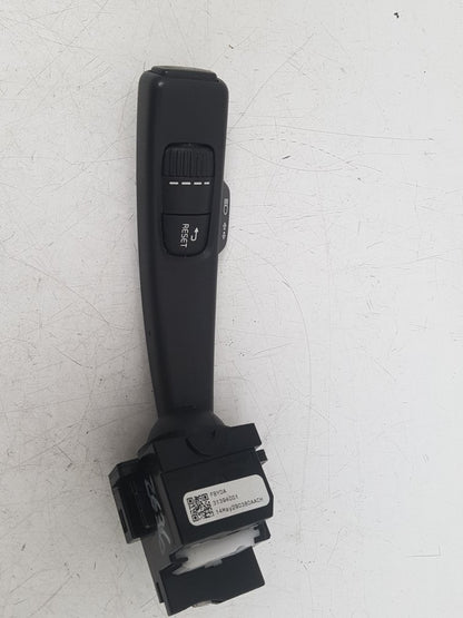 2013 - 2015 Volvo V60  Estate Indicator Stalk 31394001
