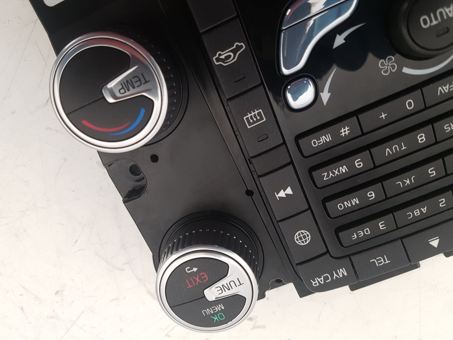 2016 Volvo V70 III 135 Estate Digital Heater and Radio Control Panel 31398588