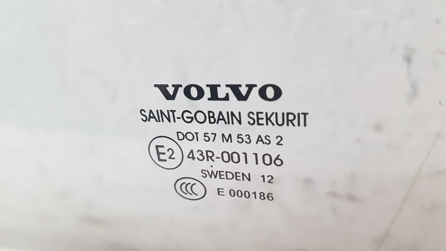 2008 - 2016 Volvo XC60   Left Front Door Window