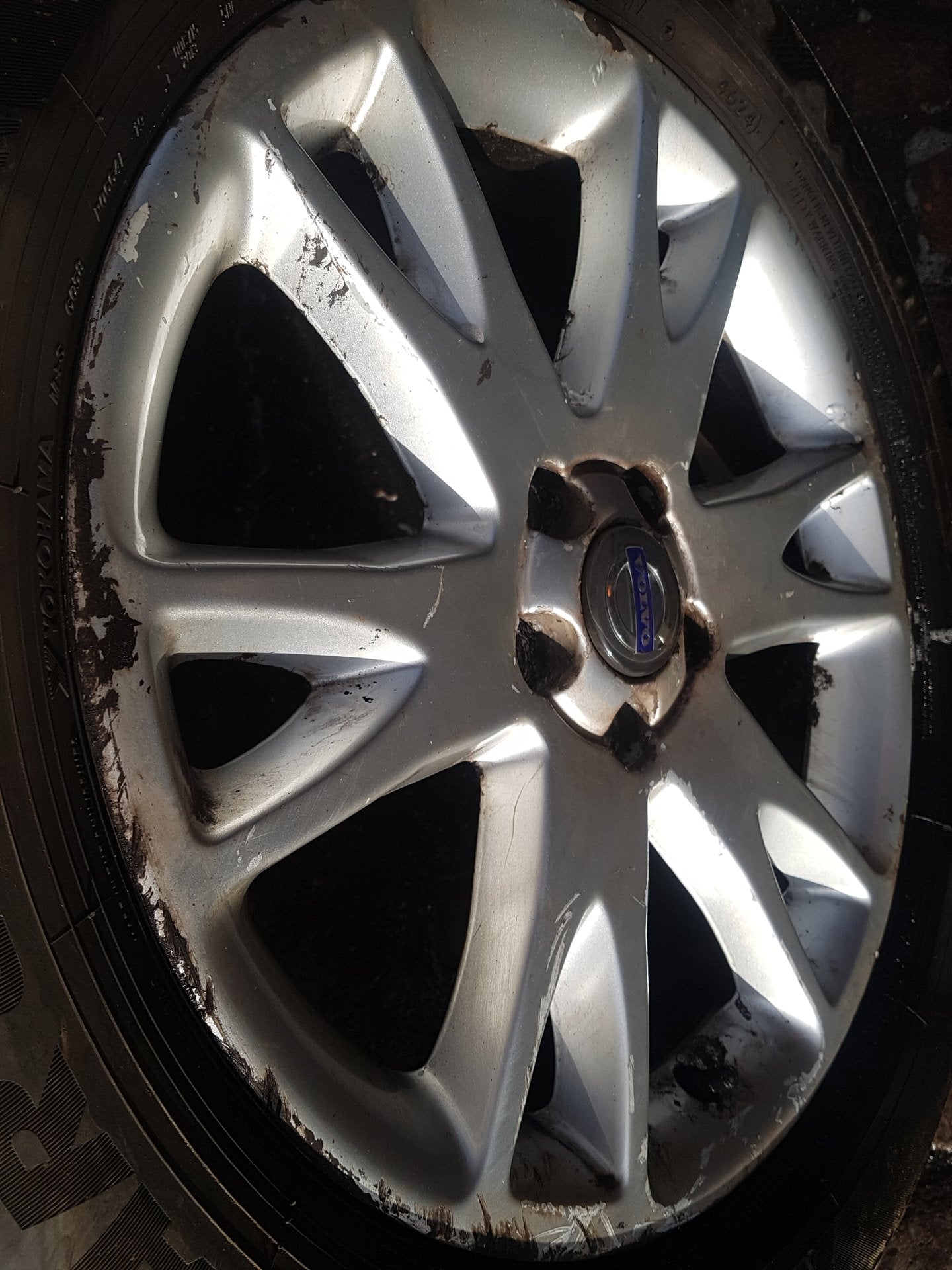 2005 - 2012 Volvo   Estate Alloy Wheel 30748436